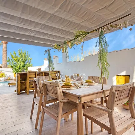 Casa Esther Villa